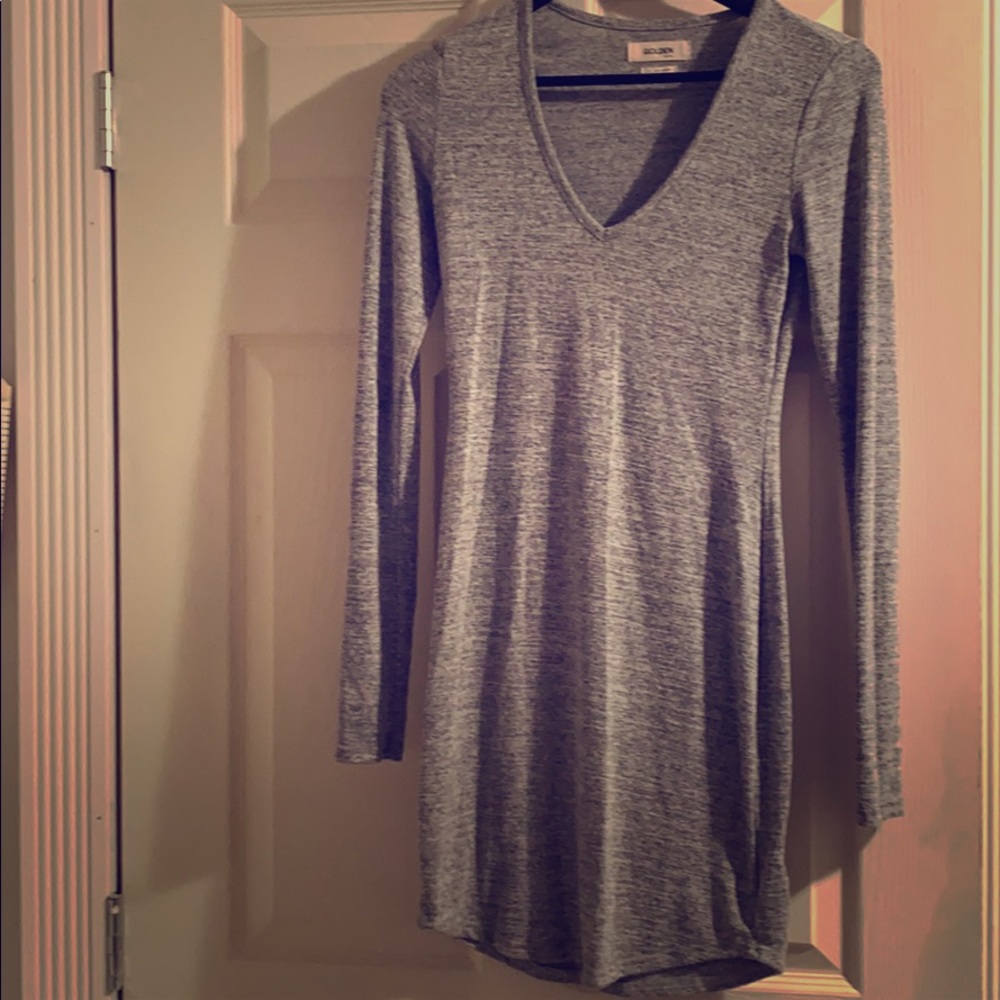 Aritzia Golden TNA v neck dress